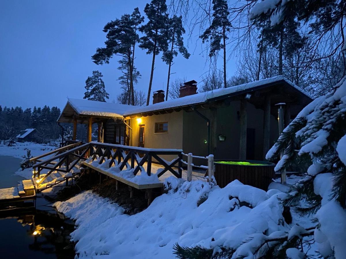 Dzirnavas Pirtsmaja Villa Cesvaine Exterior photo