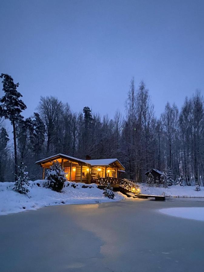 Dzirnavas Pirtsmaja Villa Cesvaine Exterior photo